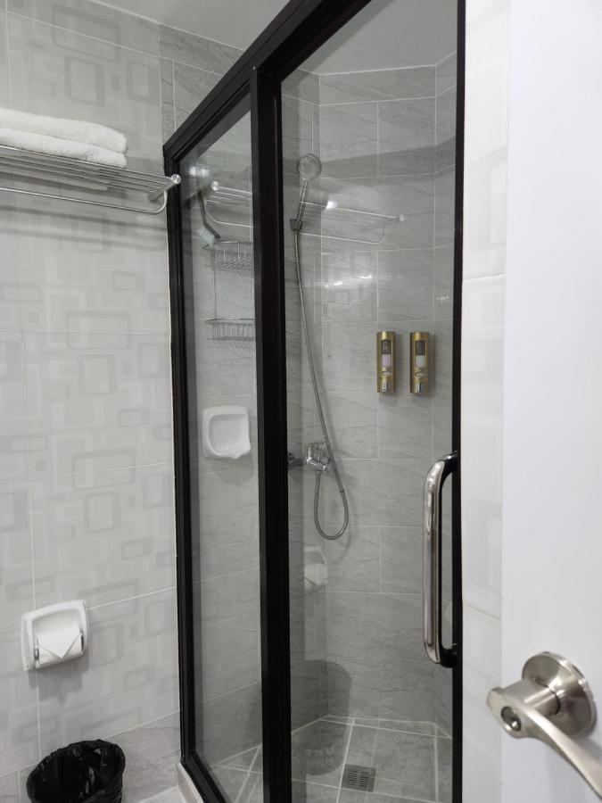 Condo Azur Suites A125 Amani Resorts Residences , 5 Minutes Airport, Netflix, Stylish, Cozy With Luxurious Swimming Pool Lapu-Lapu City Exterior foto