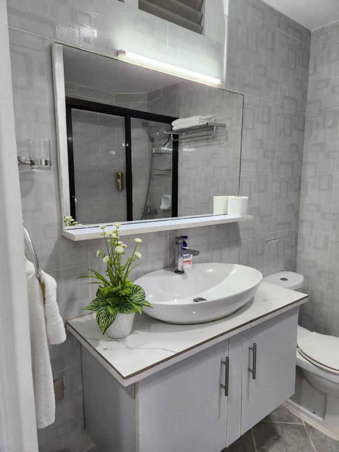 Condo Azur Suites A125 Amani Resorts Residences , 5 Minutes Airport, Netflix, Stylish, Cozy With Luxurious Swimming Pool Lapu-Lapu City Exterior foto