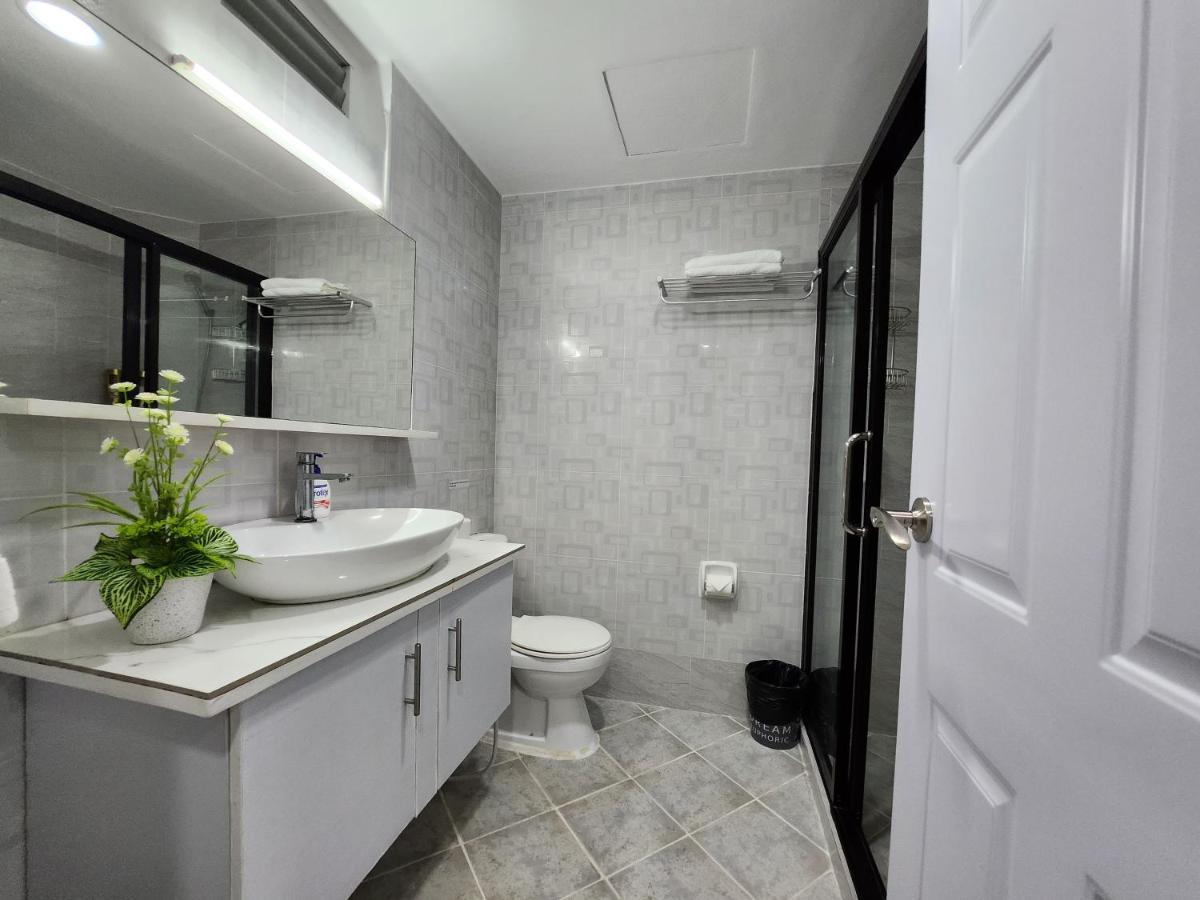 Condo Azur Suites A125 Amani Resorts Residences , 5 Minutes Airport, Netflix, Stylish, Cozy With Luxurious Swimming Pool Lapu-Lapu City Exterior foto